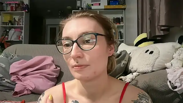 harleyblair online show from March 24, 2026, 11:05 pm