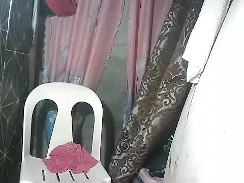 Snapshot of lady_helen00 chatting on March 15, 2026, 11:50 am lady helen00 online show from March 15, 2026, 11:50 am