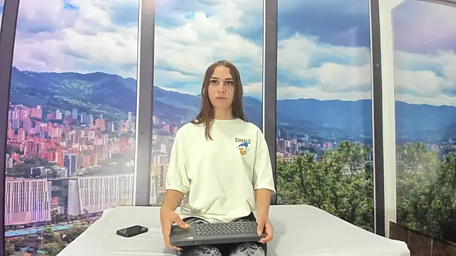 Snapshot of little_daicel chatting on July 8, 2026, 8:31 pm little daicel online show from July 8, 2026, 8:31 pm