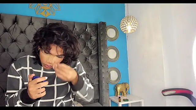 Snapshot of bxby_dolls chatting on October 7, 2025, 7:31 am bxby dolls online show from October 7, 2025, 7:31 am