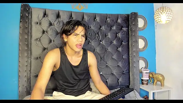 Snapshot of bxby_dolls chatting on September 26, 2025, 5:36 am bxby dolls online show from September 26, 2025, 5:36 am