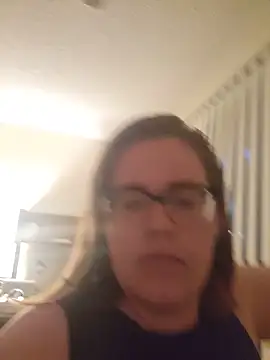 VeiledMuse online show from May 14, 2026, 2:08 am