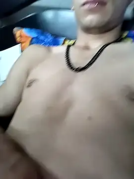 Tussi-amor online show from October 18, 2025, 8:11 pm