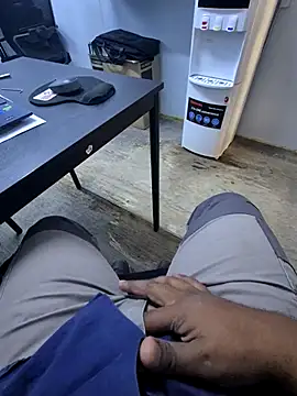 ganduno1 online show from April 28, 2026, 11:14 am