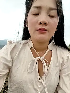 Snapshot of asian_2k chatting on November 4, 2025, 12:47 am asian 2k online show from November 4, 2025, 12:47 am