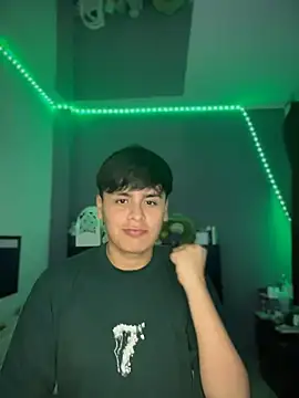 Snapshot of Kailertwink chatting on February 8, 2026, 4:21 am Kailertwink online show from February 8, 2026, 4:21 am