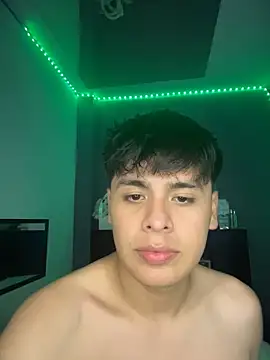 Kailertwink online show from March 23, 2026, 2:55 am