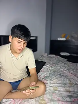 Snapshot of Kailertwink chatting on November 15, 2025, 6:06 am Kailertwink online show from November 15, 2025, 6:06 am