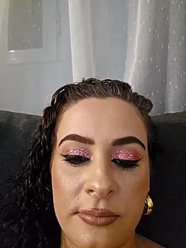 ShineBright88 online show from November 19, 2025, 8:31 pm