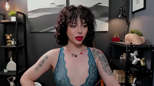 LUNACOCKSLAYER online show from September 21, 2025, 1:27 pm