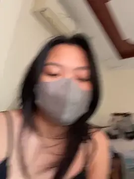 Thuylinh05 online show from October 15, 2025, 6:33 am
