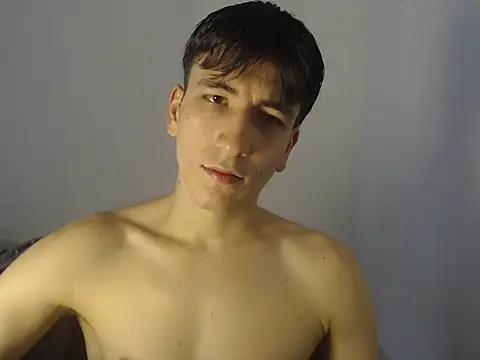 younewmaster online show from September 25, 2025, 7:09 pm