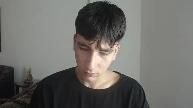 younewmaster online show from November 28, 2025, 9:48 pm