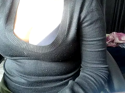 Anaconda-Mall online show from November 18, 2025, 7:39 pm