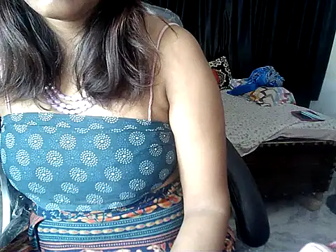 Anaconda-Mall online show from November 4, 2025, 5:28 pm