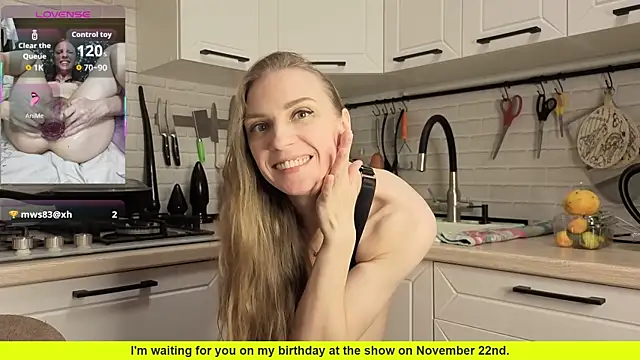 Edena  online show from November 17, 2025, 8:46 pm