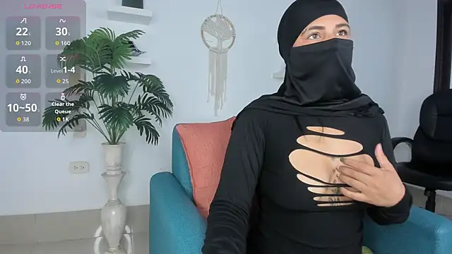 Snapshot of zali_mahamed chatting on October 10, 2025, 11:55 am zali mahamed online show from October 10, 2025, 11:55 am