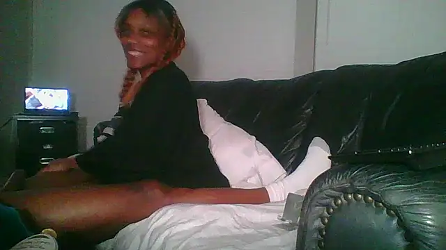 JazziEezyLdy online show from March 31, 2026, 11:12 am