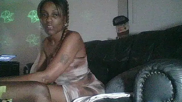 JazziEezyLdy online show from April 2, 2026, 11:17 am