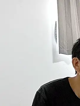 Snapshot of mitsuki0915 chatting on September 16, 2025, 5:19 am mitsuki0915 online show from September 16, 2025, 5:19 am