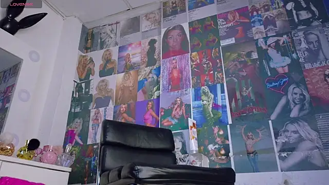 Snapshot of Mistileav chatting on March 13, 2026, 7:08 pm Mistileav online show from March 13, 2026, 7:08 pm