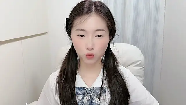 Rosalind xixi online show from July 28, 2026, 1:57 am