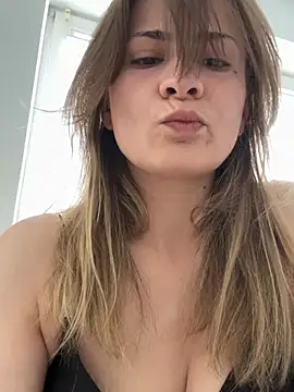 IsabellaEtha online show from May 11, 2026, 4:04 pm