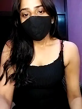 Amisha2 online show from September 28, 2025, 7:10 pm