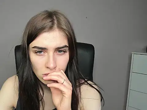 dreamPIA online show from September 29, 2025, 8:36 pm