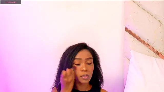 AlanaDoll online show from May 23, 2026, 1:59 am
