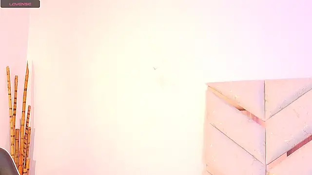 AlanaDoll online show from March 1, 2026, 8:09 pm