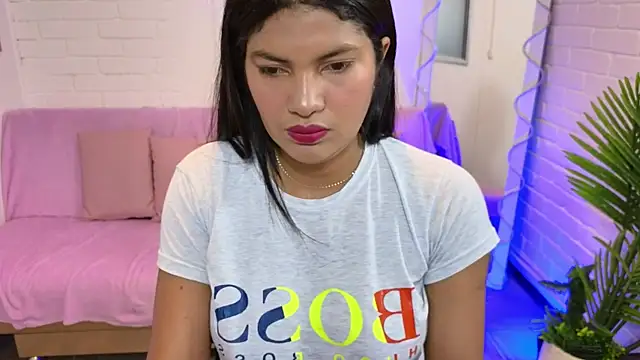 Lexy tay online show from November 15, 2025, 11:36 am