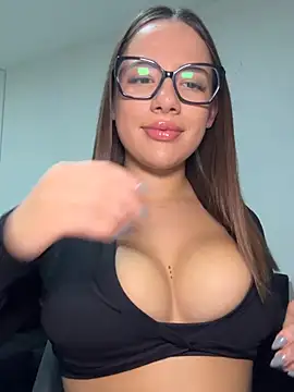 AlessiaaRuso1 online show from June 12, 2026, 3:59 am
