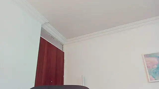 canelleGarces online show from March 27, 2026, 4:41 pm