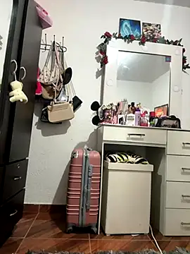 saranghae  online show from October 23, 2025, 3:38 am