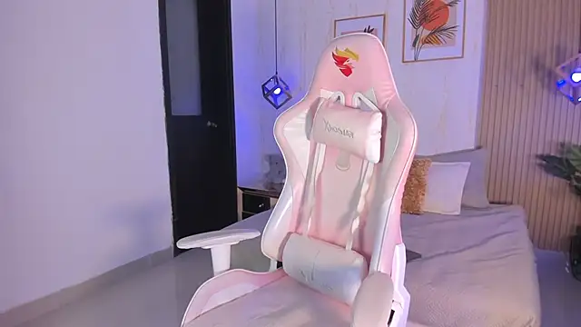 Ayleen Dunkan online show from January 9, 2026, 2:13 pm