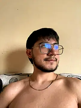 Snapshot of DanteRushh chatting on October 1, 2025, 9:18 pm DanteRushh online show from October 1, 2025, 9:18 pm