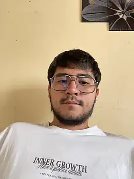 Snapshot of DanteRushh chatting on September 18, 2025, 9:40 pm DanteRushh online show from September 18, 2025, 9:40 pm