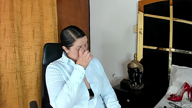 KikaDuque online show from March 24, 2026, 7:25 pm