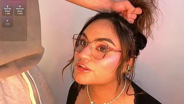 Snapshot of laurale_phillipe chatting on February 16, 2026, 11:24 pm laurale phillipe online show from February 16, 2026, 11:24 pm