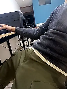 Hugopingonasa2024 online show from September 16, 2025, 9:38 pm