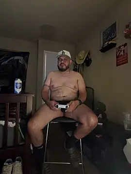 tangaman2280 online show from May 17, 2026, 2:33 am