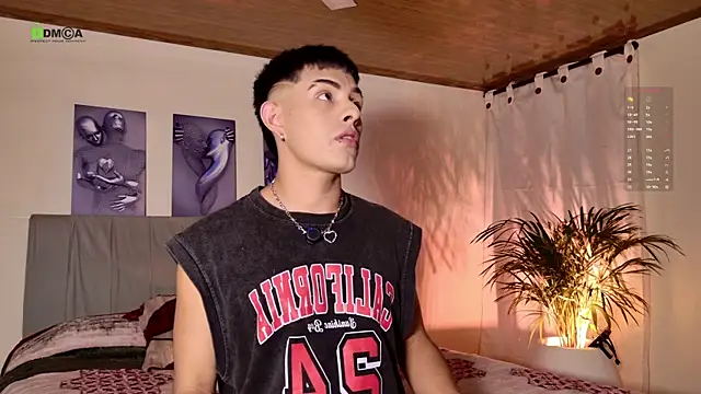 tivendann online show from December 21, 2025, 5:09 am