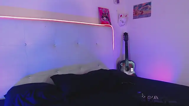 nicolet666lee online show from November 15, 2025, 6:06 am