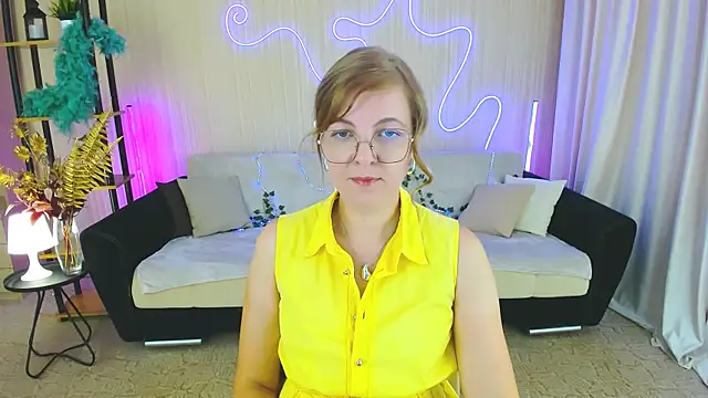 YourUniverser online show from September 22, 2025, 9:15 am