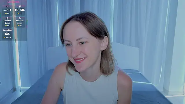 LuluChiiii online show from September 14, 2025, 10:37 am