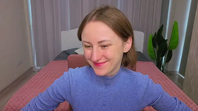 LuluChiiii online show from December 2, 2025, 10:39 am