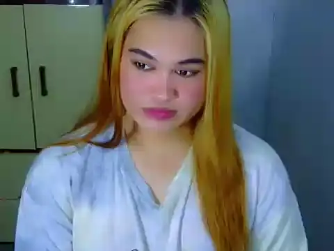 Annierose ts online show from February 23, 2026, 5:02 pm