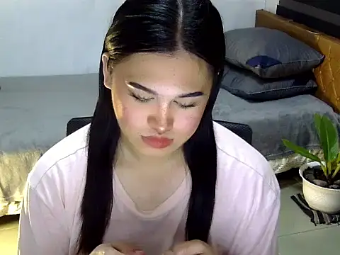 Snapshot of Annierose_ts chatting on September 19, 2025, 10:30 am Annierose ts online show from September 19, 2025, 10:30 am