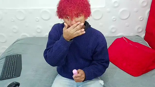 felipecams123 online show from December 5, 2025, 1:38 am